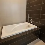 Spacious 2br By Spinola Bay - St Julians *