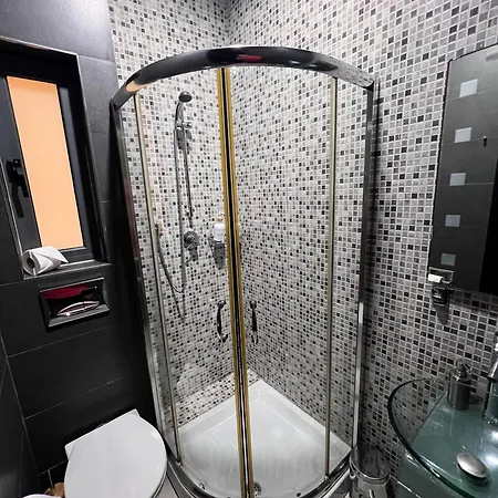 شقة Spacious 2br By Spinola Bay - St Julians سانت جوليان