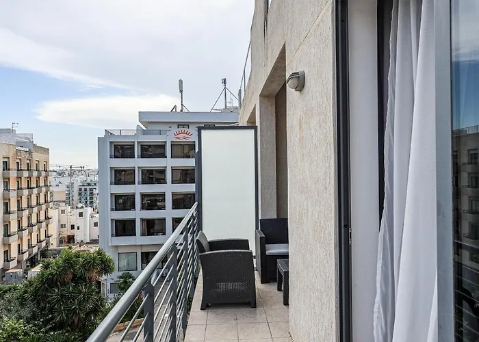 Spacious 2Br By Spinola Bay - St Julians San Ġiljan