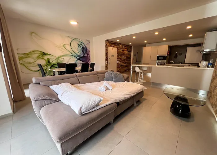 Spacious 2Br By Spinola Bay - St Julians * San Ġiljan