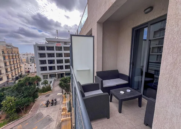 Spacious 2Br By Spinola Bay - St Julians Apartment *