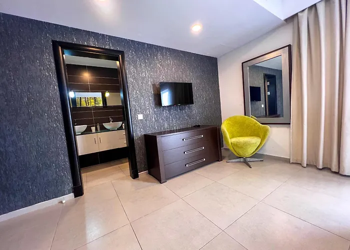 Spacious 2Br By Spinola Bay - St Julians * San Ġiljan