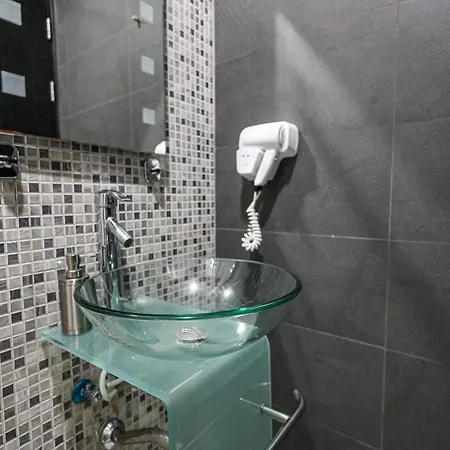 Apartament Modern 2br In St Julians - Ideal For Work & Long